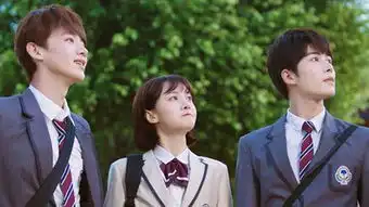 郑爽就是青春偶像片的福星白敬亭提头来战
