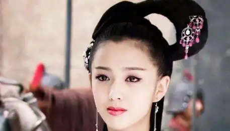 古装第一美女毕业就结婚却惨遭抛弃,如今成了这般模样
