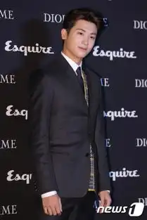 盘点2016年大势韩剧宋仲基太阳的后裔金宇彬任意依恋朴炯植花郎