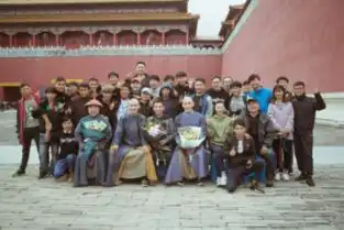 跟着延禧攻略游横店免费领取同款明信片