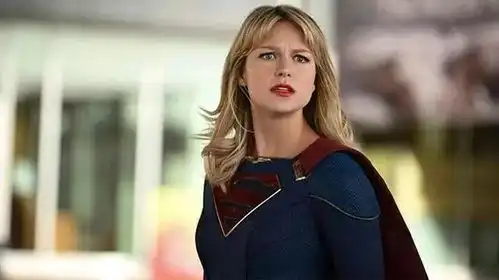 超蝠一家亲,不是百合就是基