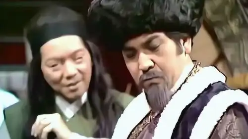 射雕英雄传铁木真奖赏江南七怪保护大漠子民,别拒绝啊
