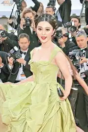 范冰冰称比李冰冰率性后宫佳丽多出嫁随缘
