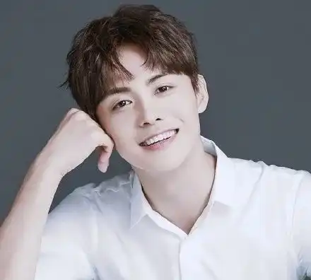 原唱不能唱自己的歌吴青峰因版权被告,与恩师撕破脸皮
