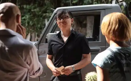 国产喜剧里,岳云鹏和潘斌龙已经成为标配
