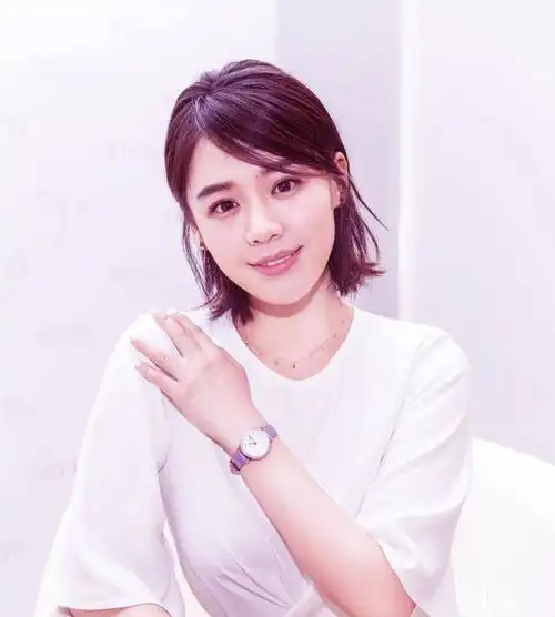 八佰欧豪离开马思纯依然相信爱情,在失恋中成熟
