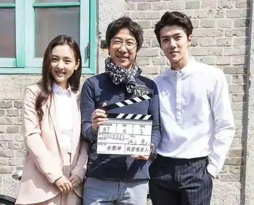 吴世勋首部主演电影被压5年,定档又延期,鞠婧祎晒剧照颜值变样