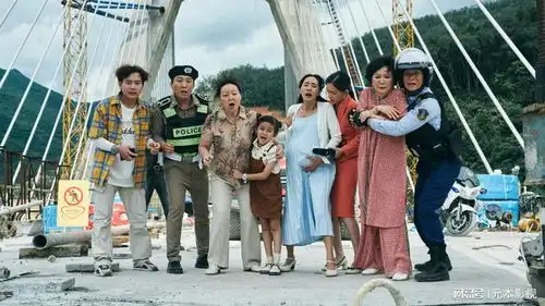 电影根本停不下来热映陈卫上演欢乐惊悚之旅
