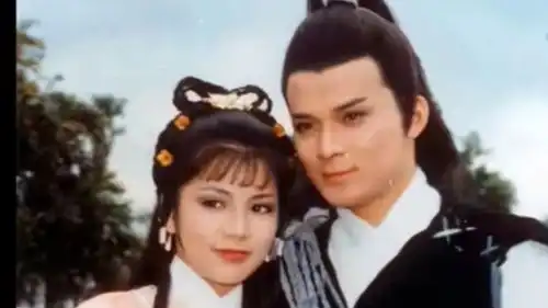 射雕英雄传郭靖半夜上山学武功83版射雕金庸武侠
