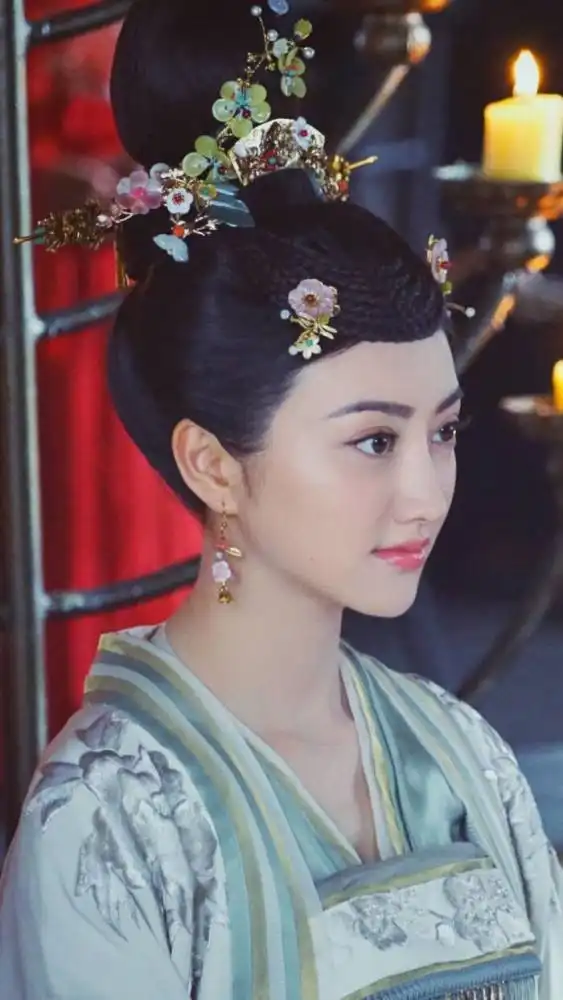 大唐荣耀景甜装扮惊艳,光服装就有63套