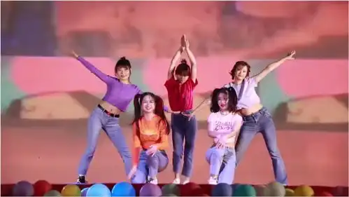 别人家学校的迎新晚会从不会让人失望,就是这么优秀,实名羡慕了
