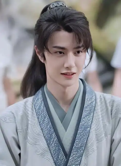 有翡,王一博的谢允的剧照是独一无二的
