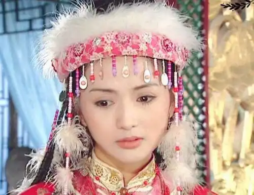 为什么还珠格格第二部中香妃会那么火,有图有真相
