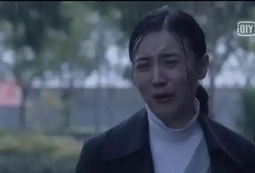 小舍得宋佳痛哭演活了田俪的焦虑,而刘楚恬一直在干嚎背台词