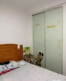 300万在上海买50平米的老破小,亲戚个个说我疯了...
