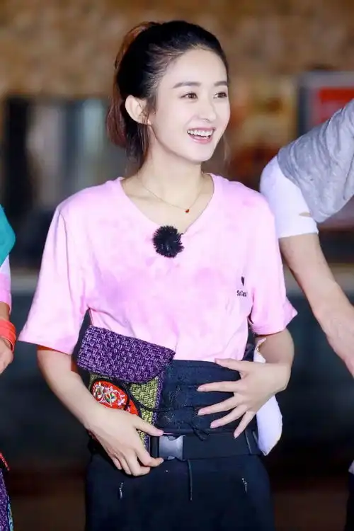 t恤烂大街廉价范那还不是因为你不会穿