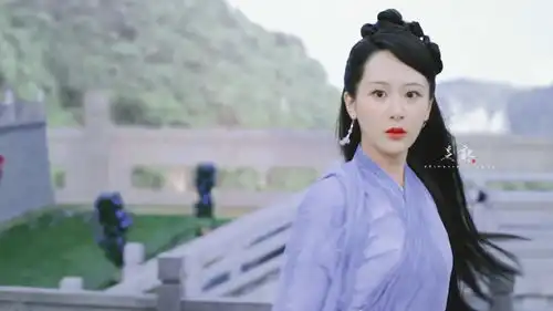 白夭夭的紫衣造型真的太温柔啦杨紫
