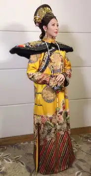 蔡少芬再扮甄嬛传皇后,还像当年那么美