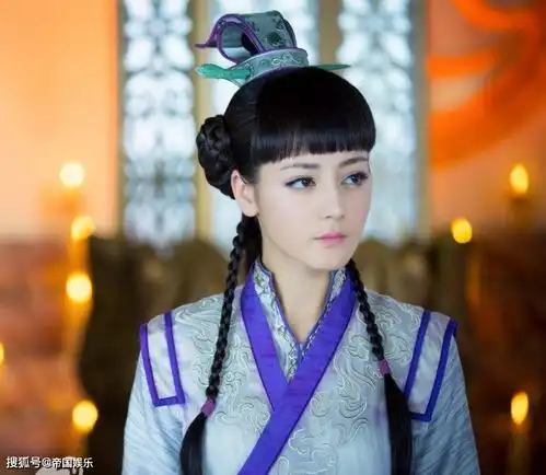 从7年前的芙蕖,到现在的长歌,迪丽热巴真的不适合古装
