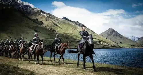 带上手柄去看真三国无双吧
