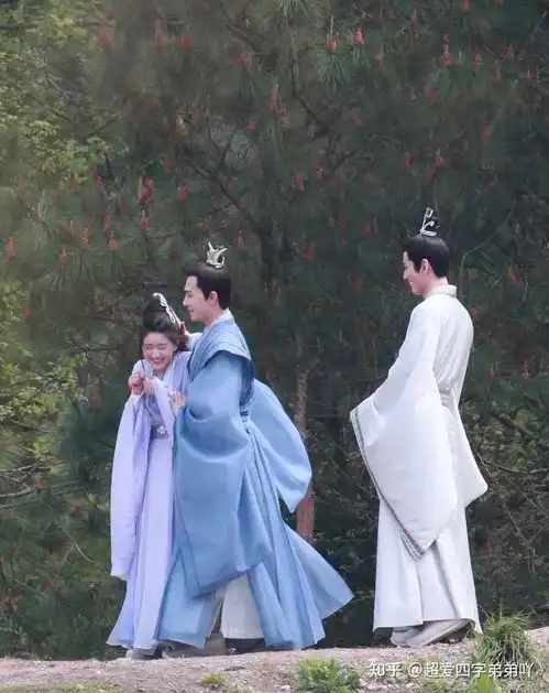 且试天下出新路透图了,兰兰这是看于途太受欢迎