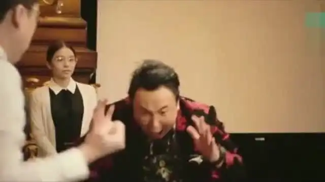 西虹市首富王首富睡了一晚上以为股票跌落却没想到挣了一个亿
