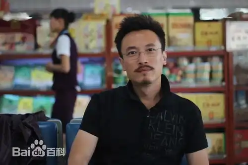 用乔家的儿女三个镜头告诉你,张开宙到底行不行
