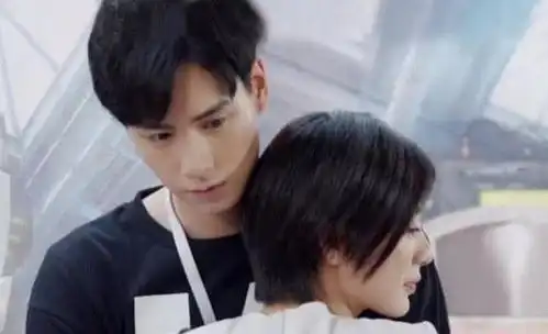 亲爱的热爱的爆红背后糖纸包裹的一剂猛药