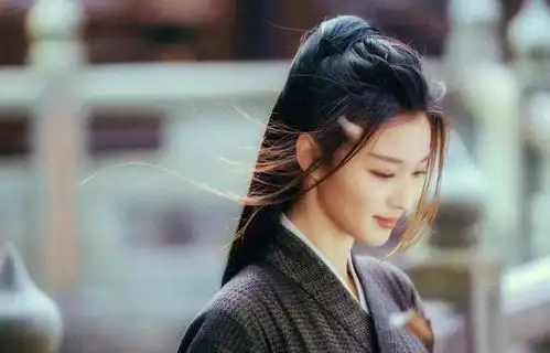 把美女拍出大妈感于正新剧曝出剧照,彭小苒造型颜值被嘲