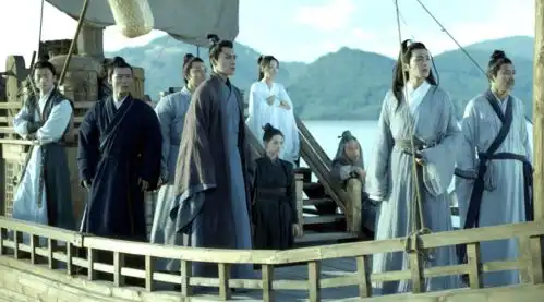 雪中悍刀行徐凤年第一位妻子出场不是姜泥,能唤赑屃驮碑出水