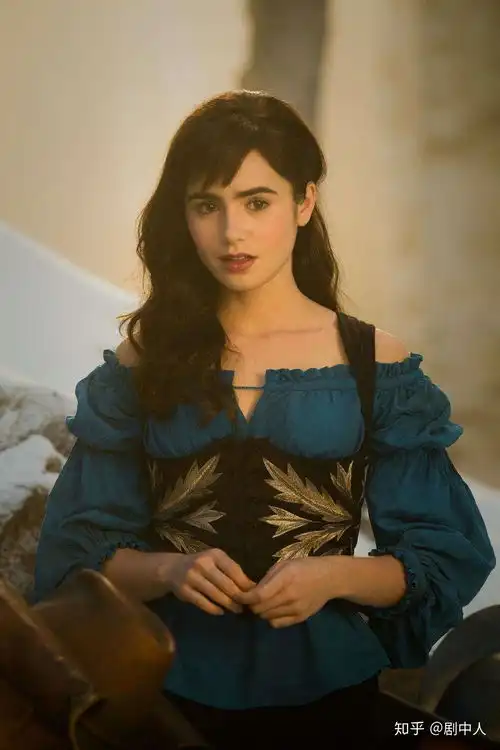 像沉睡魔咒爱丽丝梦游仙境的电影都有什么
