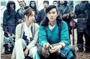 杨蓉终于要火了新剧造型甩凤囚凰的缝纫机n条街
