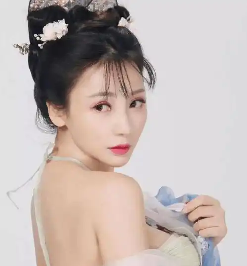 回到明朝当王爷之杨凌传柳岩剧照