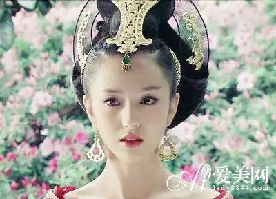 杨幂古装,赵丽颖古装,杨紫古装,都不如她古装好看
