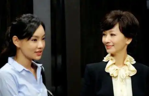 10大内地晶女郎现状,孟瑶嫁富商,年龄最小的她集万千宠爱于一身