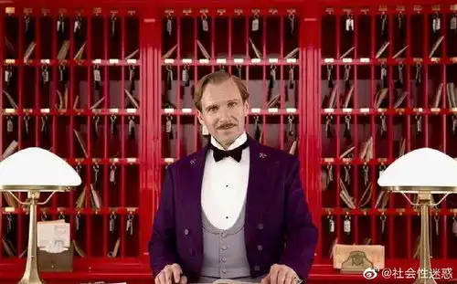 这居然是同个人
