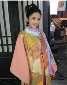 隋唐演义单盈盈露胸照片及资料单盈盈被强奸2