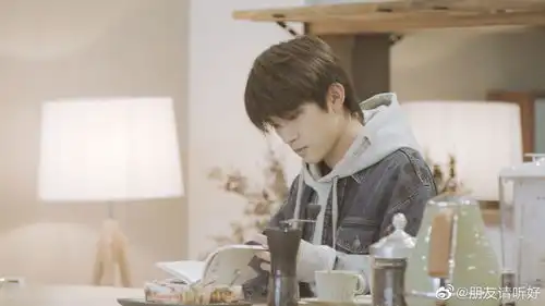 200324朋友请听好发布官方剧照真火弟弟易烊千玺享受岁月静好