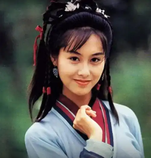 新射雕英雄传郭靖黄蓉引争议,珠玉在前,真不是有颜值就行