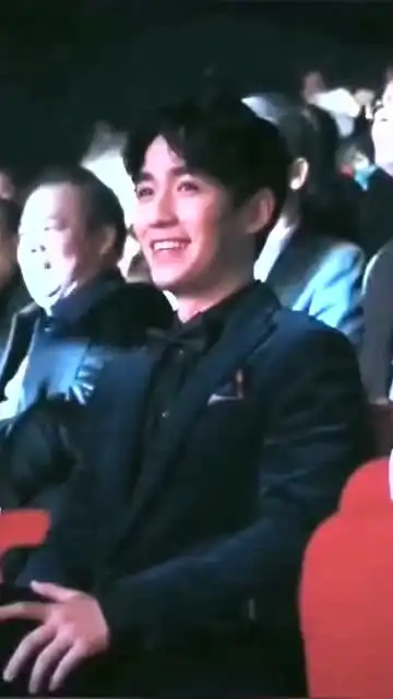 朱一龙好帅气,镇魂双面鬼王
