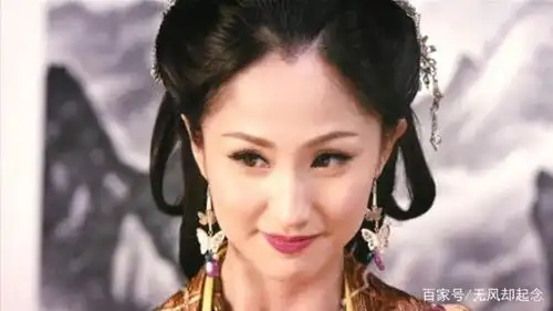 他只是个宰相,娶皇后为妻,纳公主为妾,皇帝还请求他做太子养父