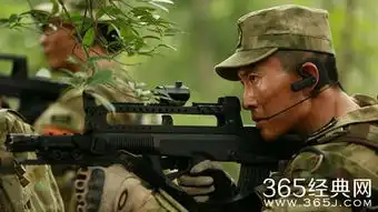 战狼2剧组南非先遣团队贫民窟被抢,吴京回应无伤亡
