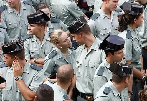 最美女特种兵,身材好到爆
