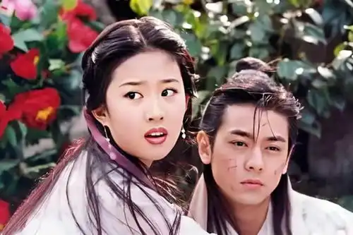 段誉死后,金庸给他留了个传人,那人身兼九阴九阳,通吃正邪两道
