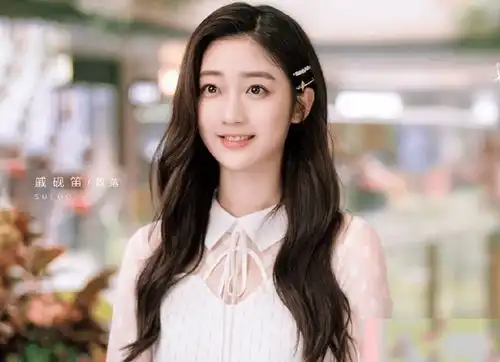 你微笑时很美剧照以为程潇许凯够养眼,见到配角颜狗天堂

