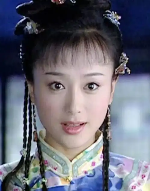 一组2003年还珠3路演照,把黄晓明刘涛马伊琍打回原型