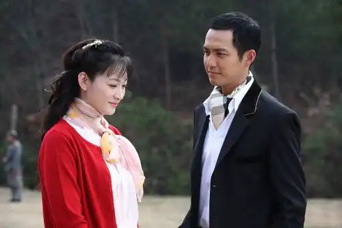 欢瑞开始走下坡路了李小冉签约被粉丝叫停肥皂剧不适合你