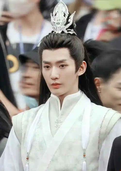 敦煌国风,病娇魔神,百变仙女,含丑量为0的长月烬明太上头了

