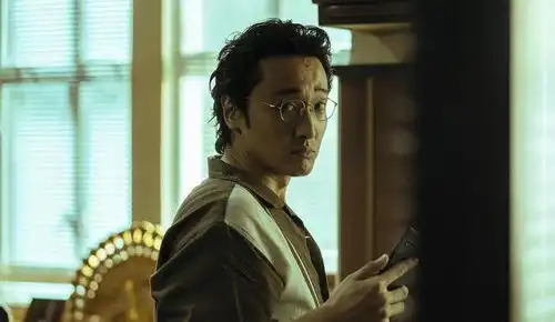 孤注一掷点映票房破亿,首波口碑出炉,网友称看片能保命
