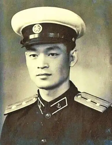 闪闪的红星潘冬子银幕的英雄,他哥却因演坏蛋而出名

